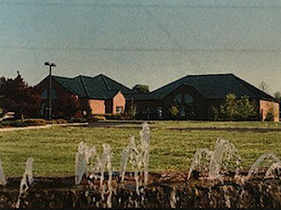 Bank of Benton Fifth Street Banking center in 1999 in Benton, Kentucky